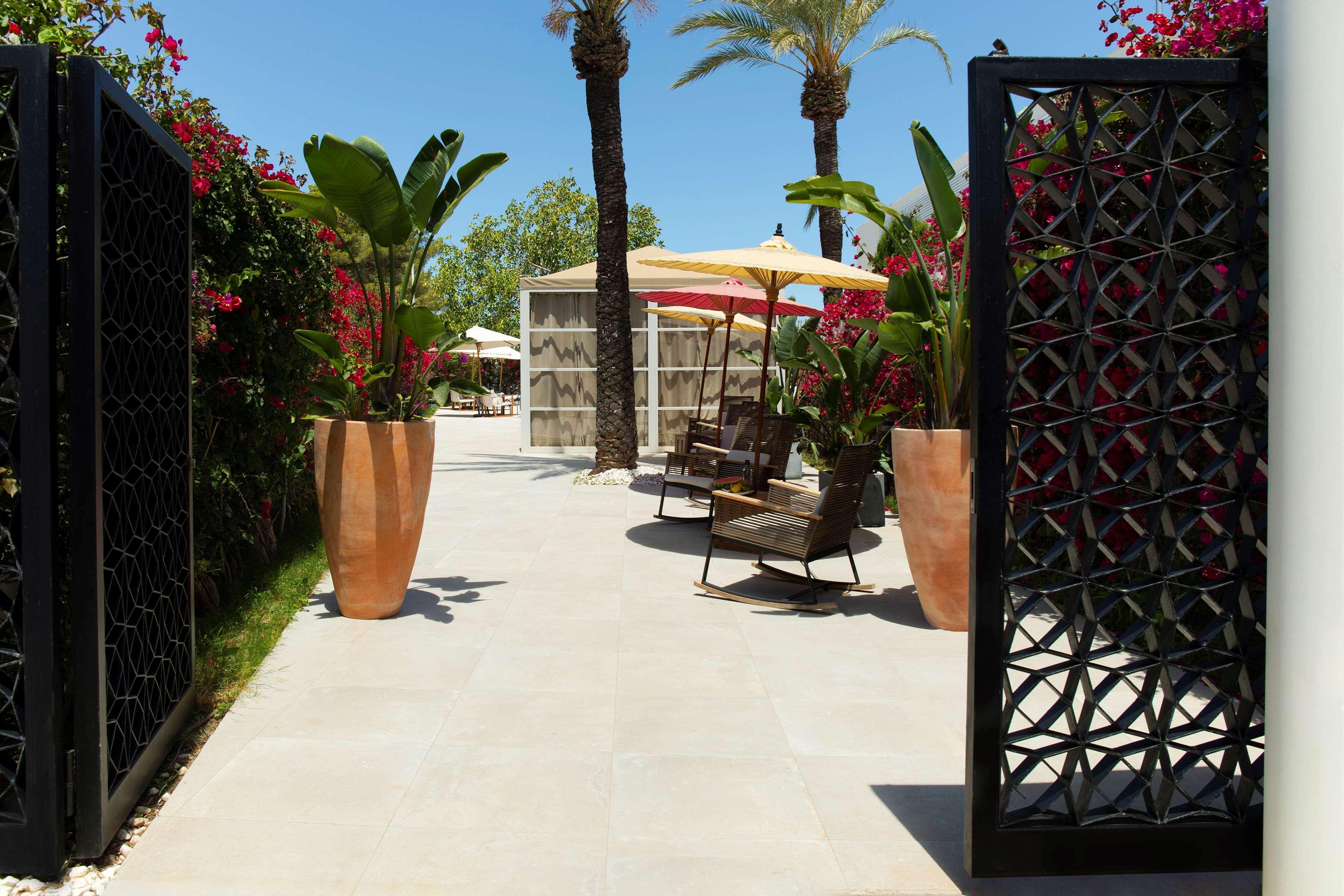 Me Ibiza - The Leading Of The World Santa Eulária des Riu