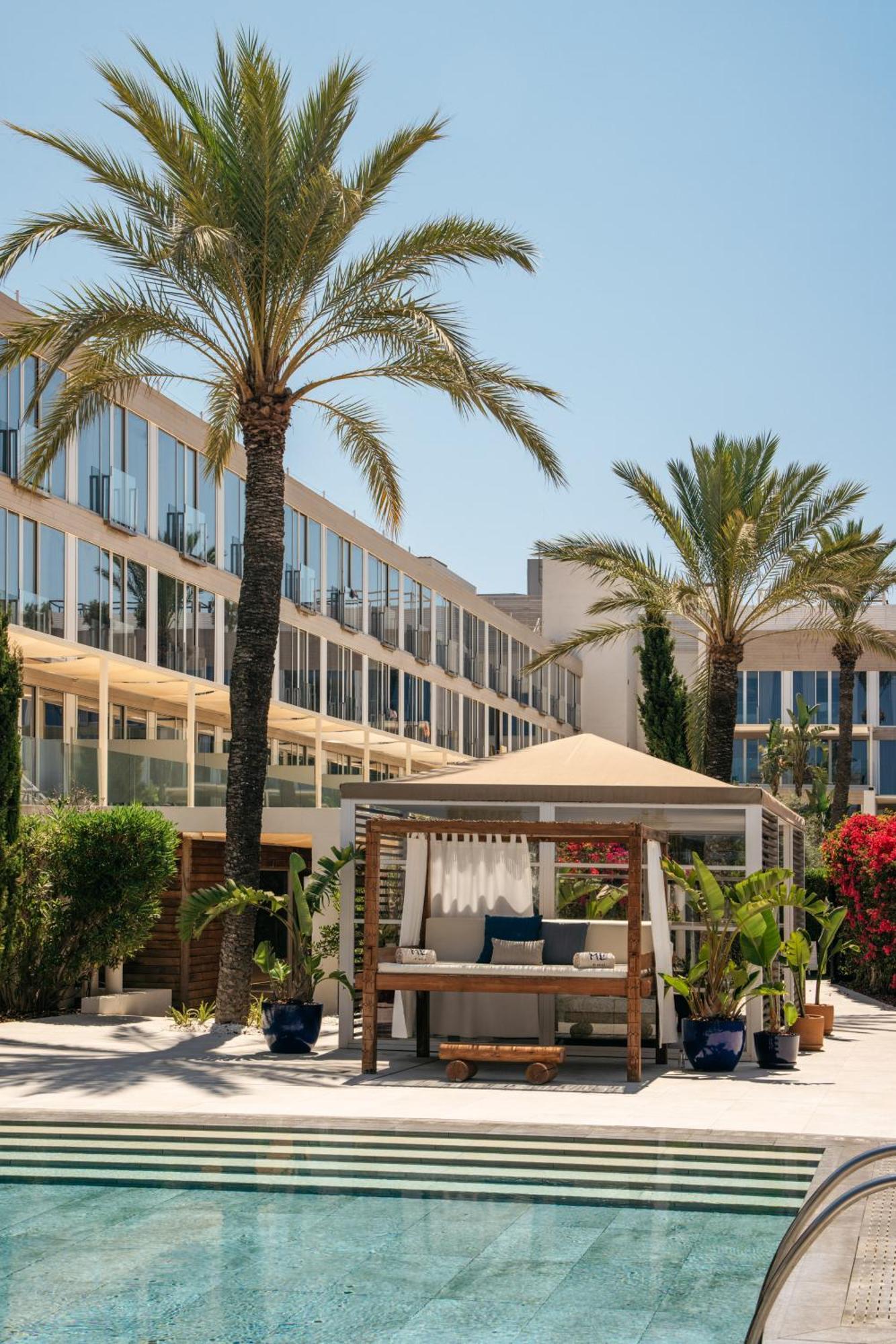 Me Ibiza - The Leading Of The World 5* Santa Eulalia del Río